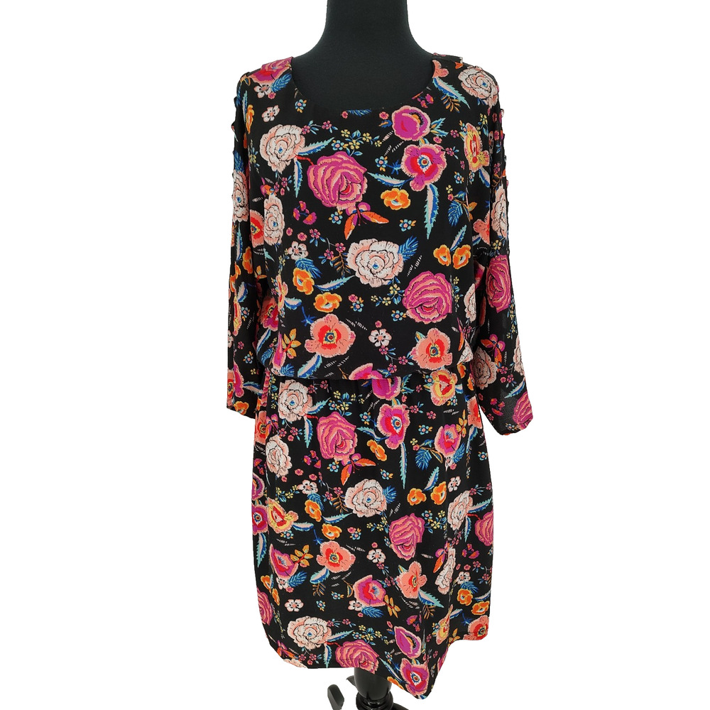 Ivy Lane Black Texture Floral Fit Flare Dress Size M Lined Elastic Waist Cut Out
